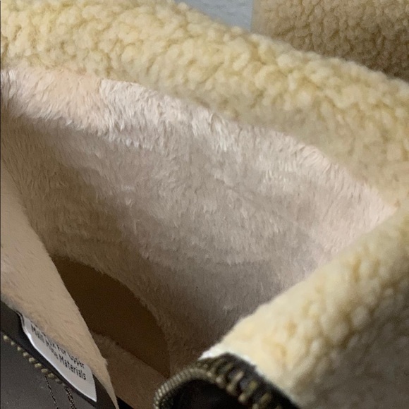 ❄️Beautiful booties ❄️ - Picture 7 of 8